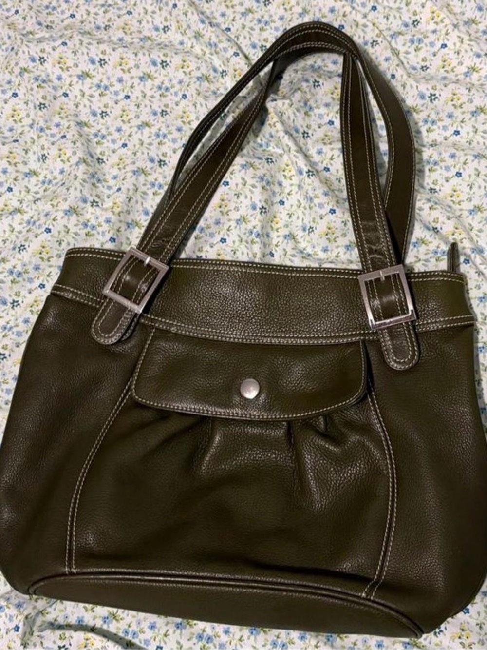 Soprano Green Leather Purse